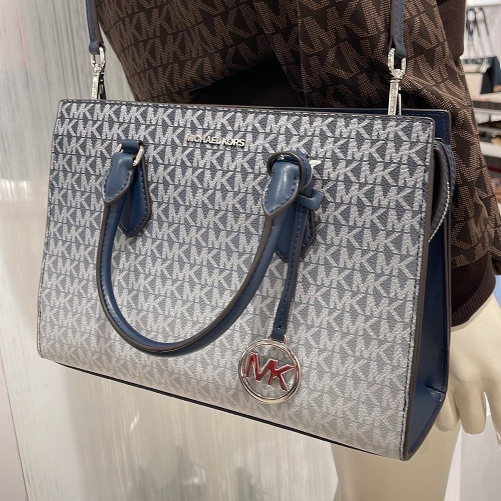 MICHAEL KORS Sheila Medium Ombré Signature Logo CZ Satchel Crossbody 
Navy 
NWT - Picture 16 of 16